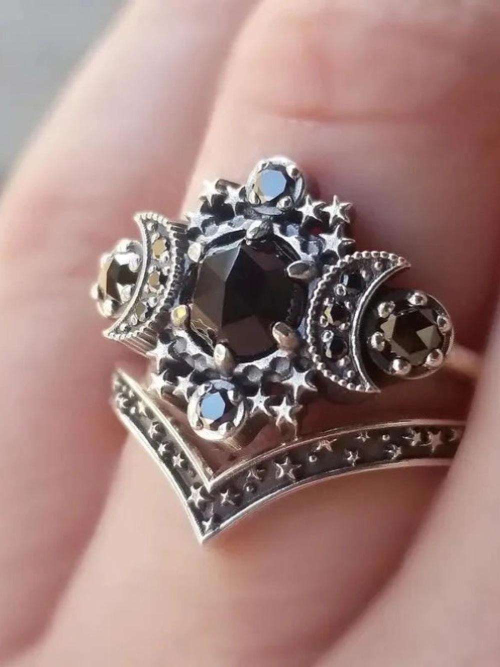 Silver Black Gem Crescent & Star Ring - Elegant Women’s Jewelry